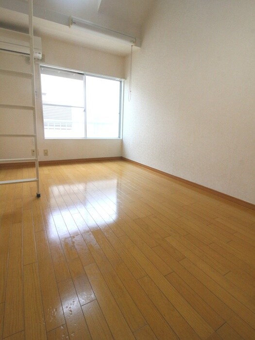 物件内観写真21　(居室)