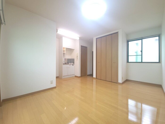 物件内観写真10　(居室)