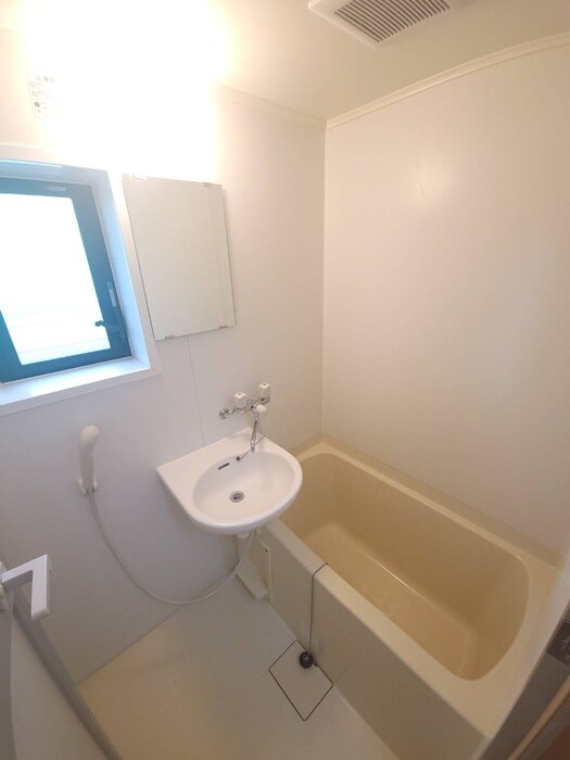 物件内観写真13　(バス／シャワールーム等)