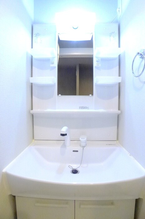 物件内観写真11　(洗面)