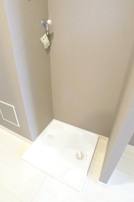 物件内観写真14　(洗濯機置場)