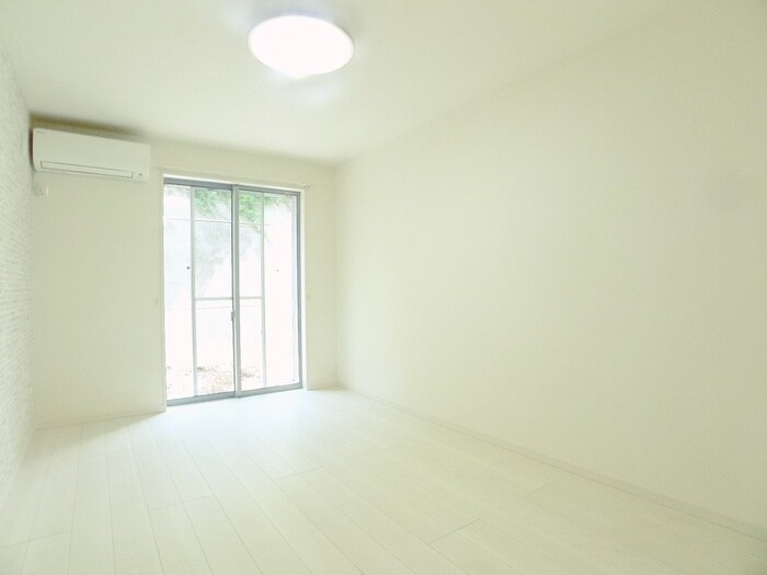 物件内観写真16　(居室)