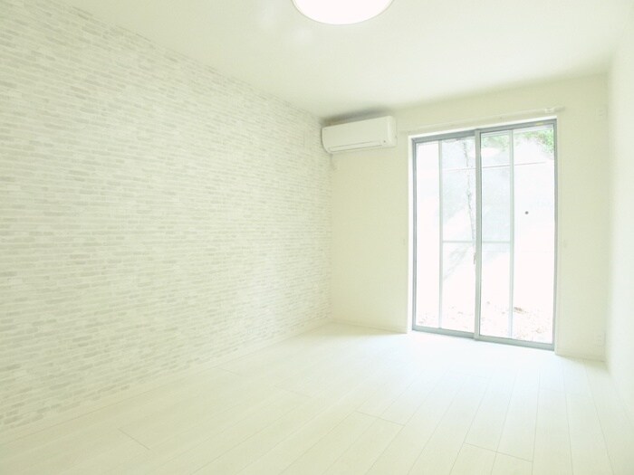 物件内観写真17　(居室)