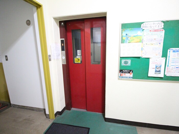 物件外観写真4　(建物設備)