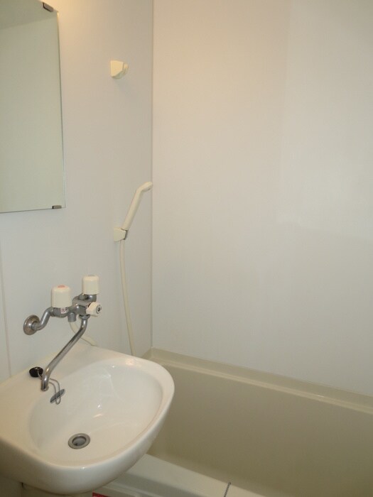 物件内観写真8　(バス／シャワールーム等)