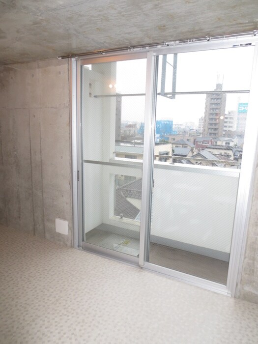 物件内観写真11　(居室)