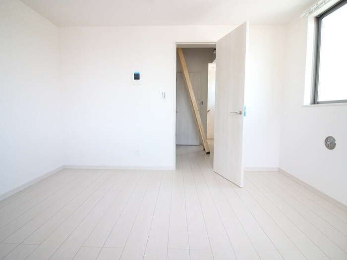 物件内観写真9　(居室)