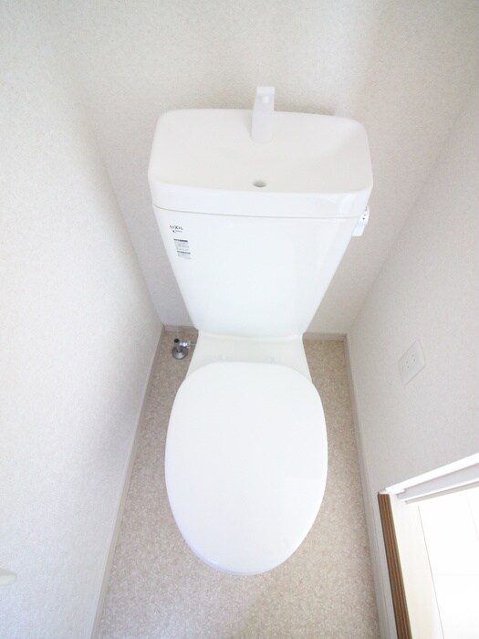 物件内観写真14　(トイレ)