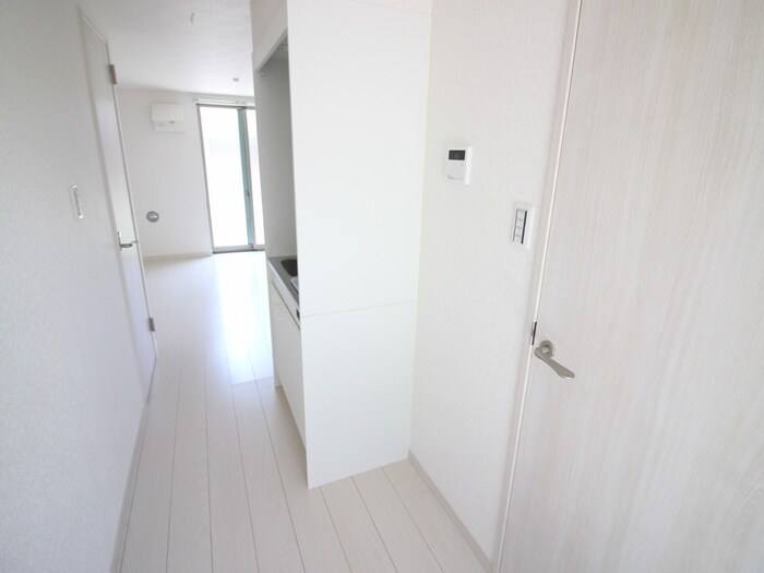 物件内観写真20　(廊下)