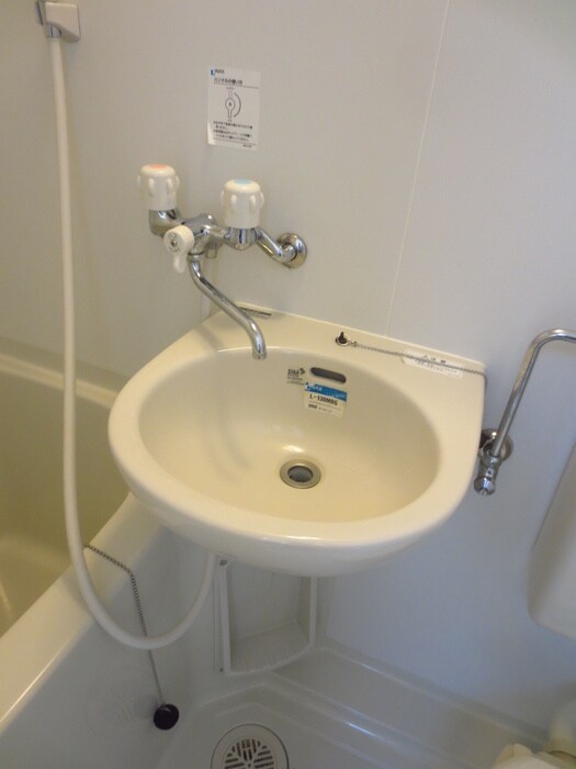 物件内観写真8　(洗面)