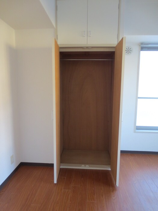 物件内観写真11　(収納)