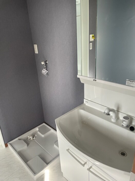 物件内観写真12　(洗濯機置場)