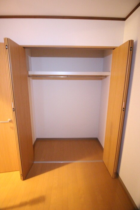 物件内観写真13　(収納)