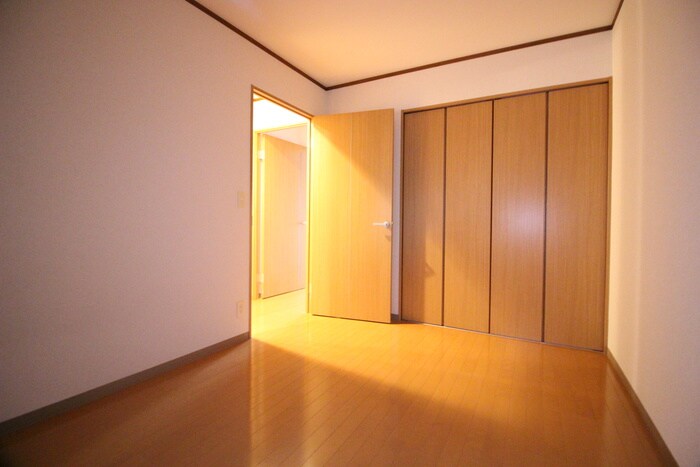 物件内観写真18　(居室)