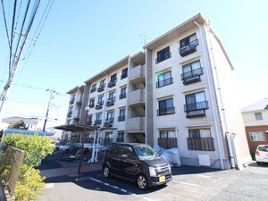 イーストピアⅢ外観写真