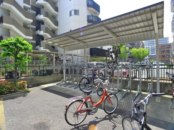 物件外観写真5　(駐輪場)