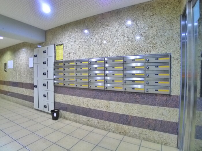 物件外観写真4　(建物設備)