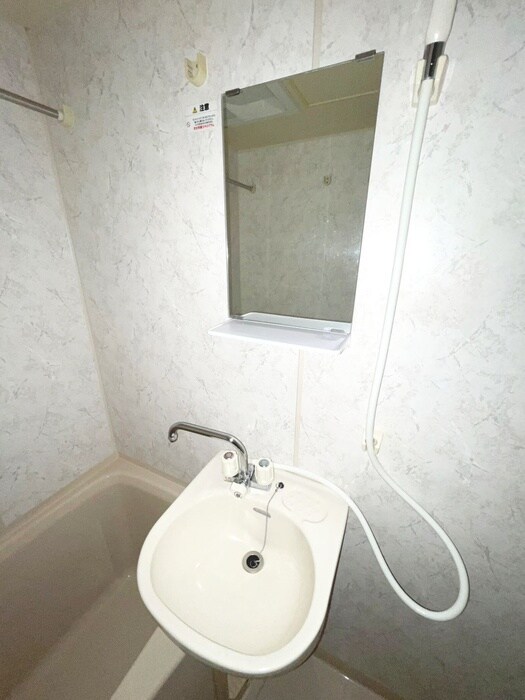 物件内観写真10　(洗面)