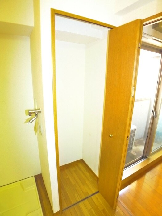 物件内観写真10　(収納)