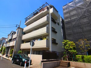 フラット鹿沼台外観写真