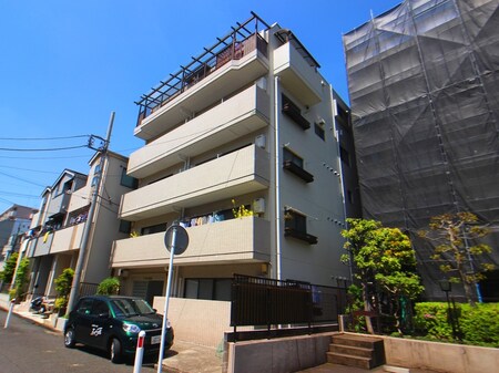 フラット鹿沼台外観写真