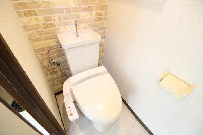 物件内観写真14　(トイレ)