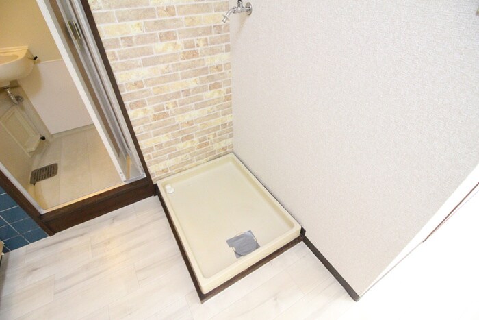 物件内観写真15　(洗濯機置場)