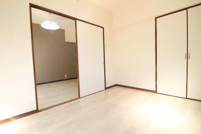 物件内観写真22　(居室)