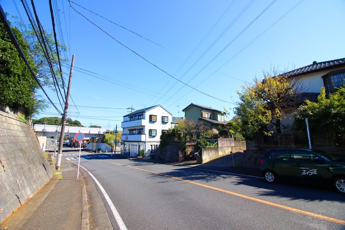 物件外観写真5　(周辺環境)