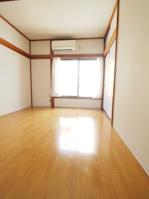 物件内観写真15　(居室)