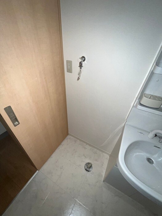 物件内観写真11　(洗濯機置場)