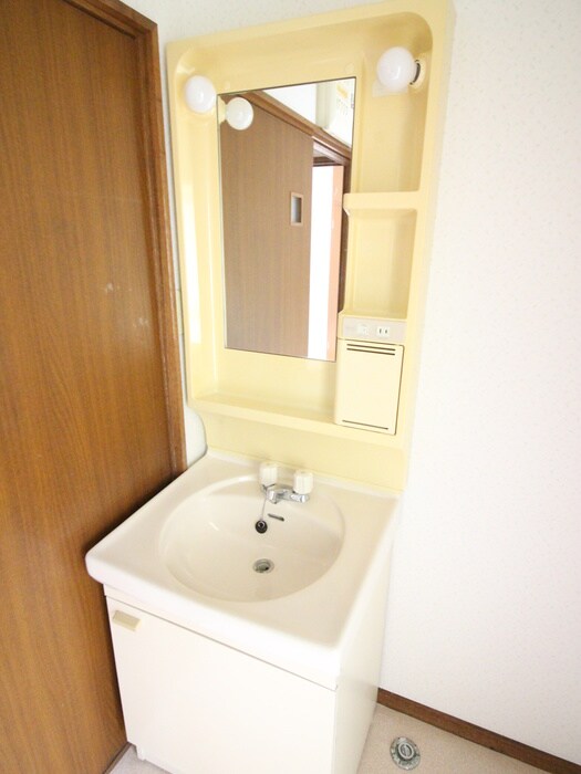 物件内観写真9　(洗面)