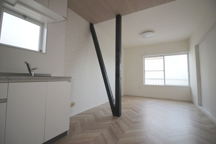 物件内観写真8　(居室)