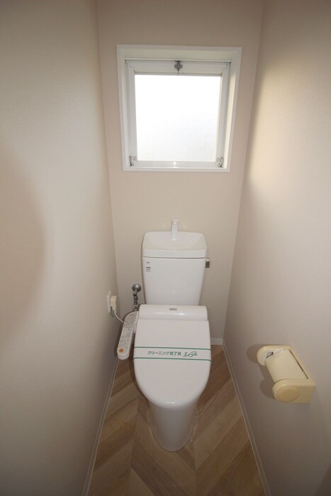 物件内観写真16　(トイレ)