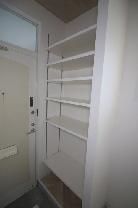 物件内観写真19　(靴箱)