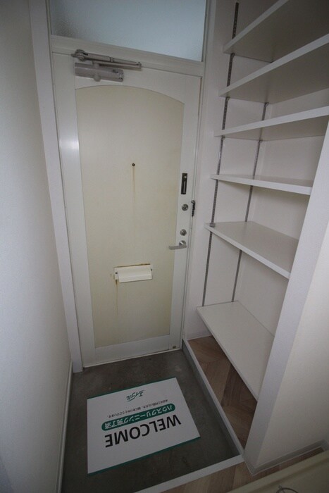 物件内観写真21　(玄関)