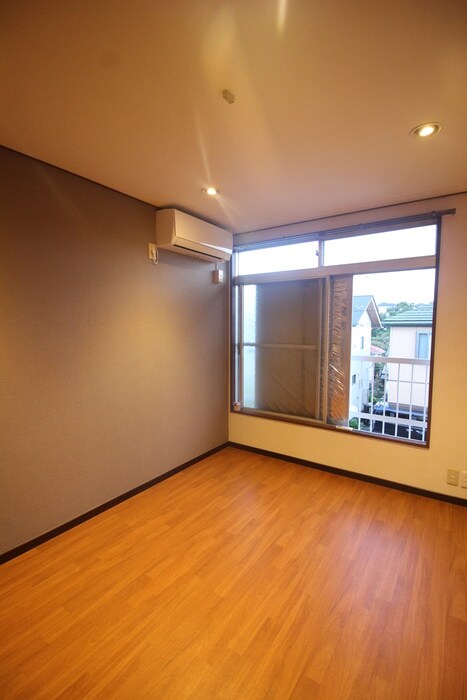 物件内観写真2　(居室)