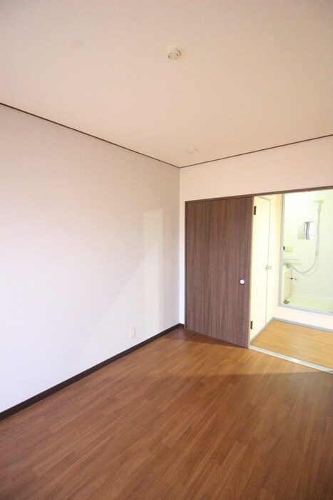 物件内観写真13　(居室)