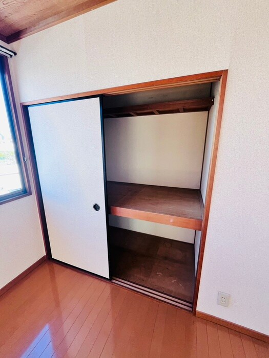 物件内観写真15　(収納)