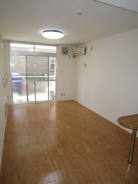 物件内観写真5　(居室)