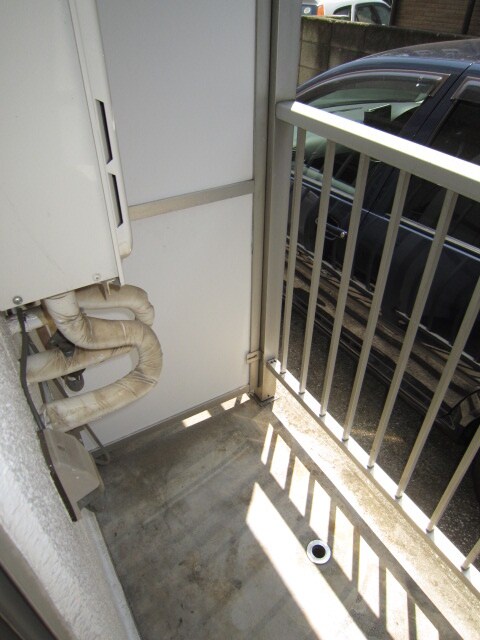 物件内観写真11　(洗濯機置場)