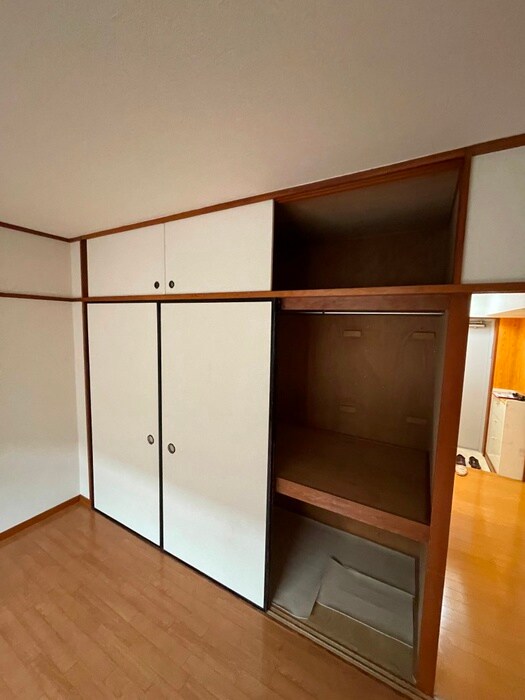 物件内観写真12　(収納)