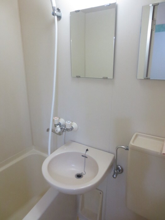 物件内観写真9　(洗面)