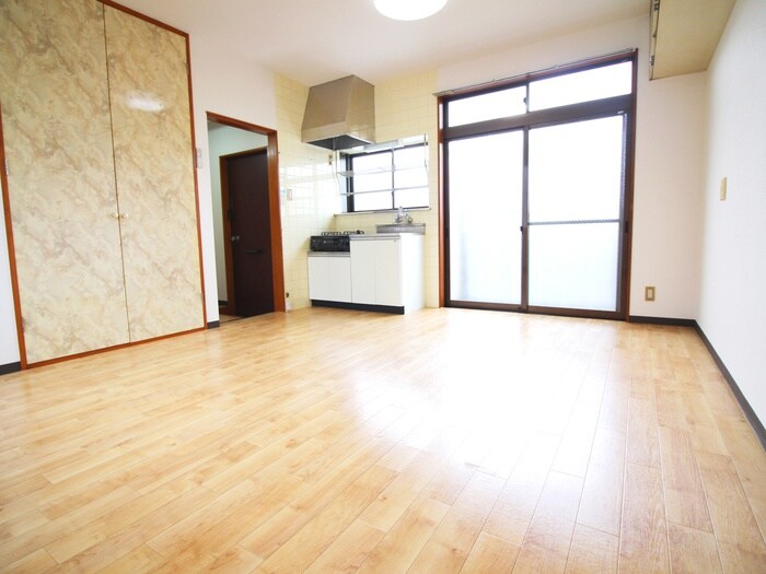 物件内観写真7　(居室)