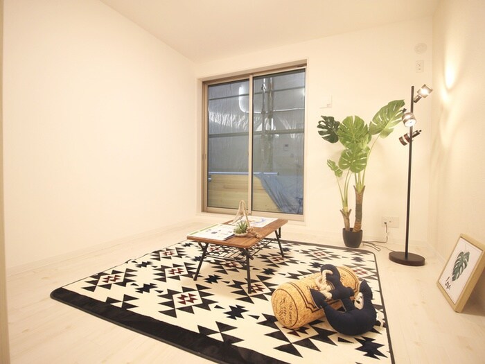 物件内観写真8　(居室)