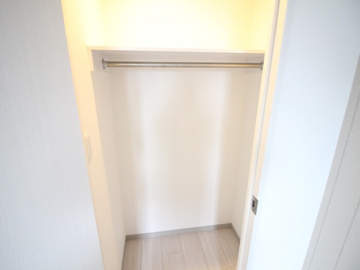 物件内観写真13　(収納)