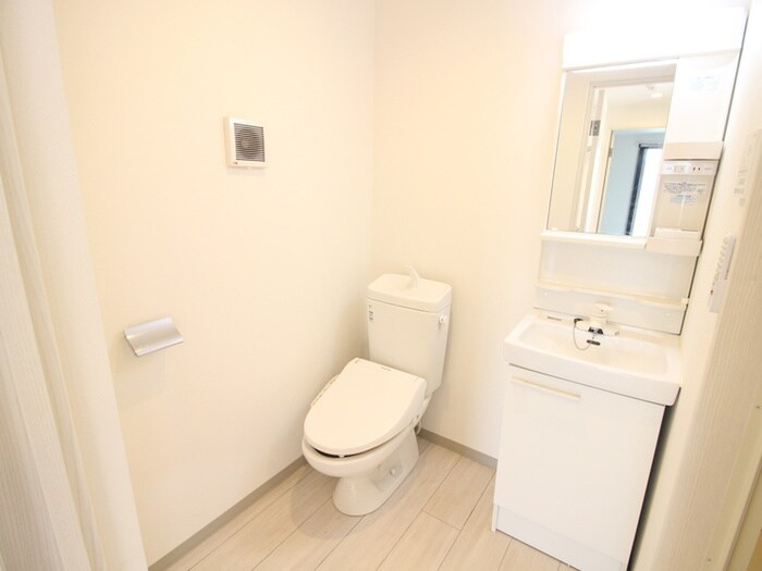 物件内観写真17　(トイレ)