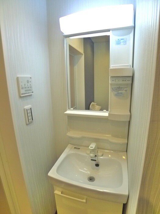 物件内観写真10　(洗面)