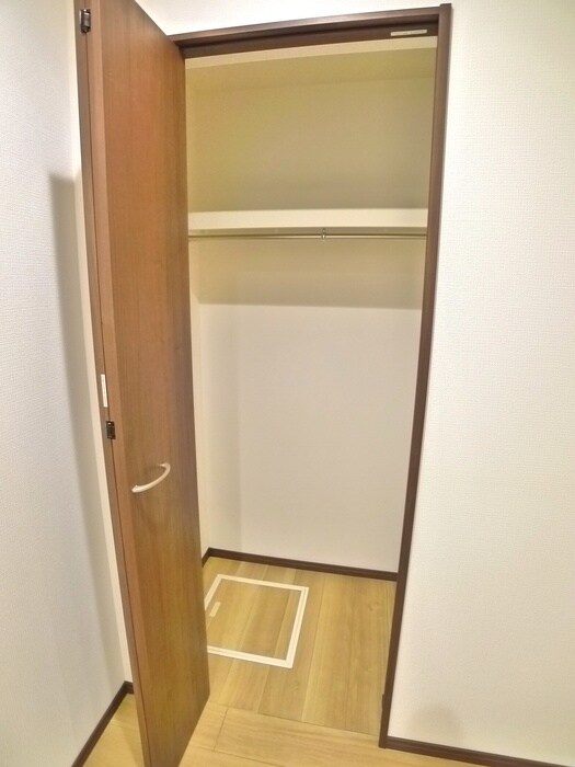 物件内観写真14　(収納)