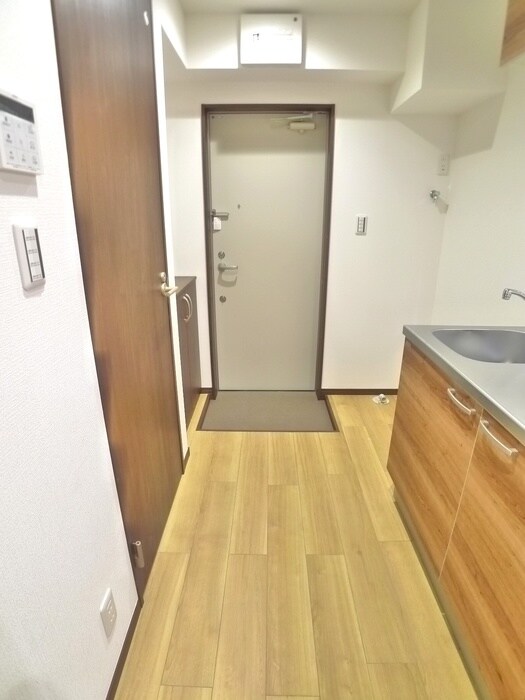 物件内観写真20　(廊下)